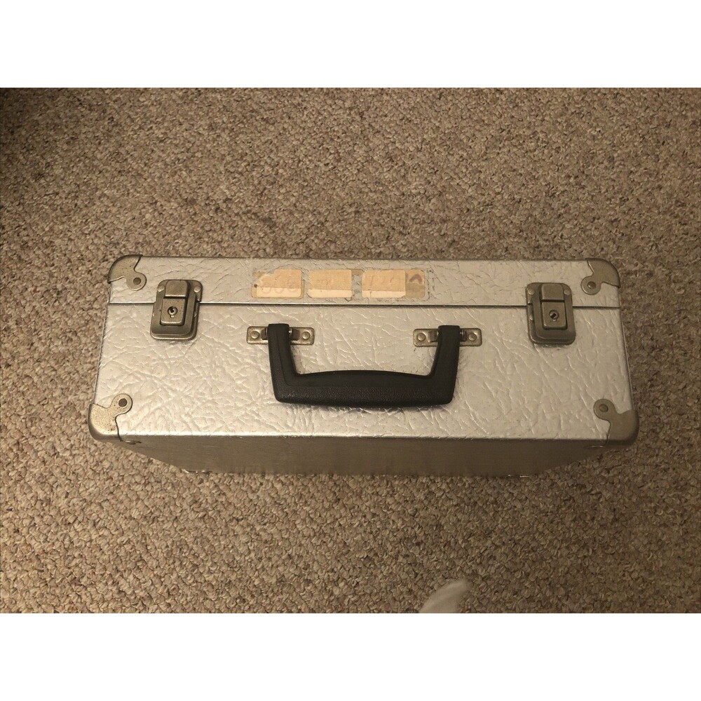 Vintage Metal Case 14.5 x 10 x 5.5 with Handle